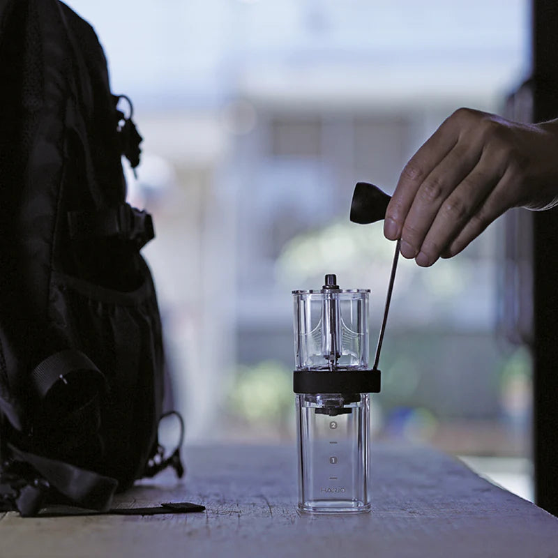 مطحنة قهوة ذكية من نوع G من هاريو