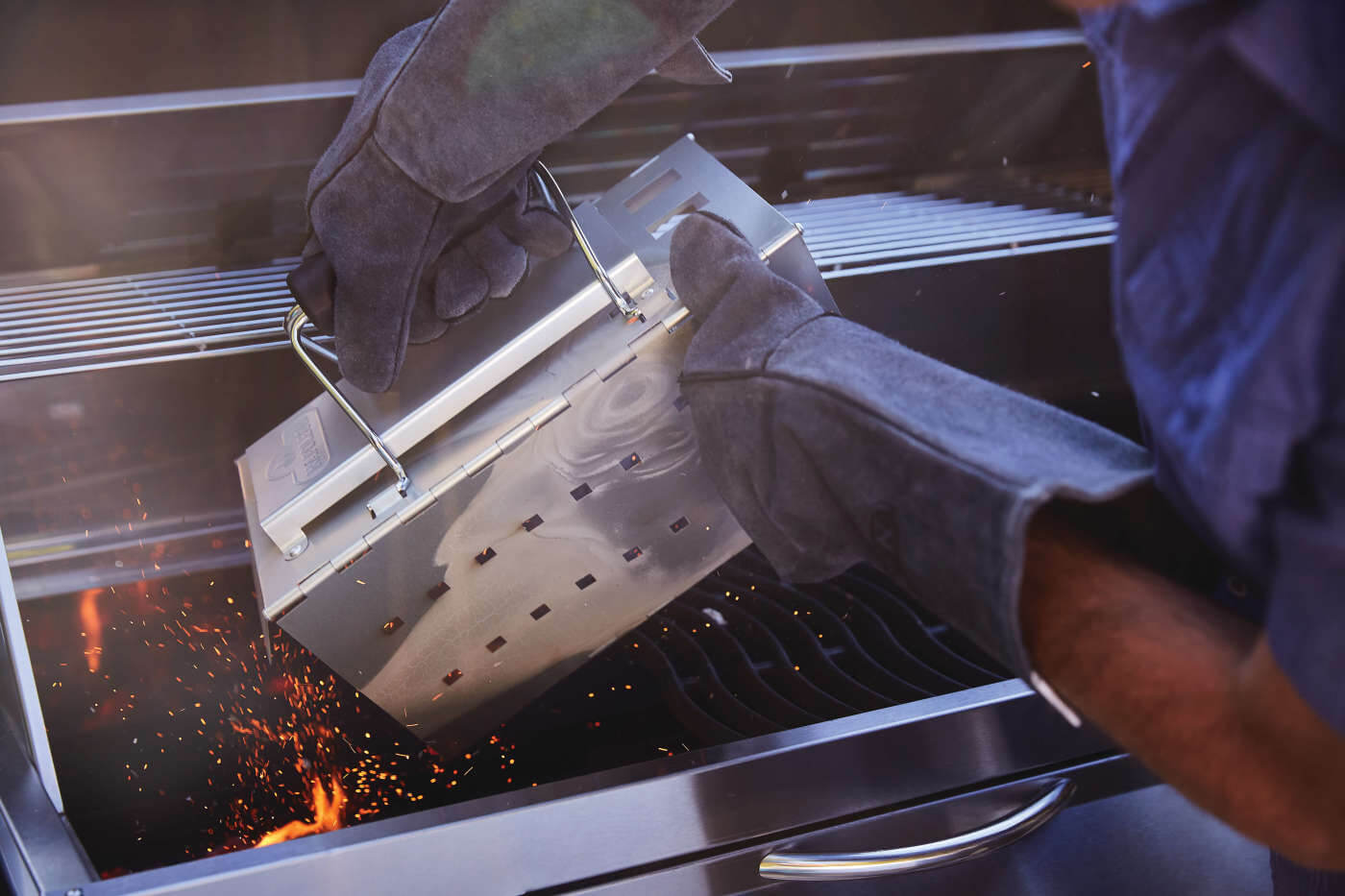 Napoleon Charcoal Pro Grill - Stainless Steel